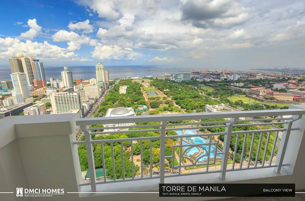 Torre De Manila-Balcony View-large - DMCI Homes Online